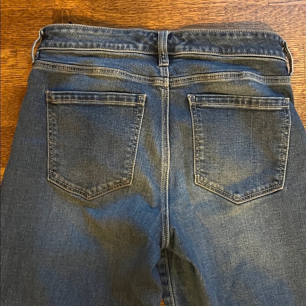 Liverpool Cropped Jean Color Tea Tree  Size 4 - Picture 11 of 11